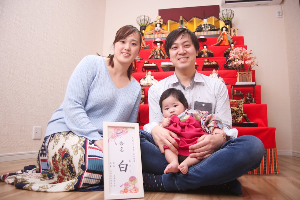 竹内雅俊が撮影した家族写真の出張撮影のアルバム「初節句と初めての梅」