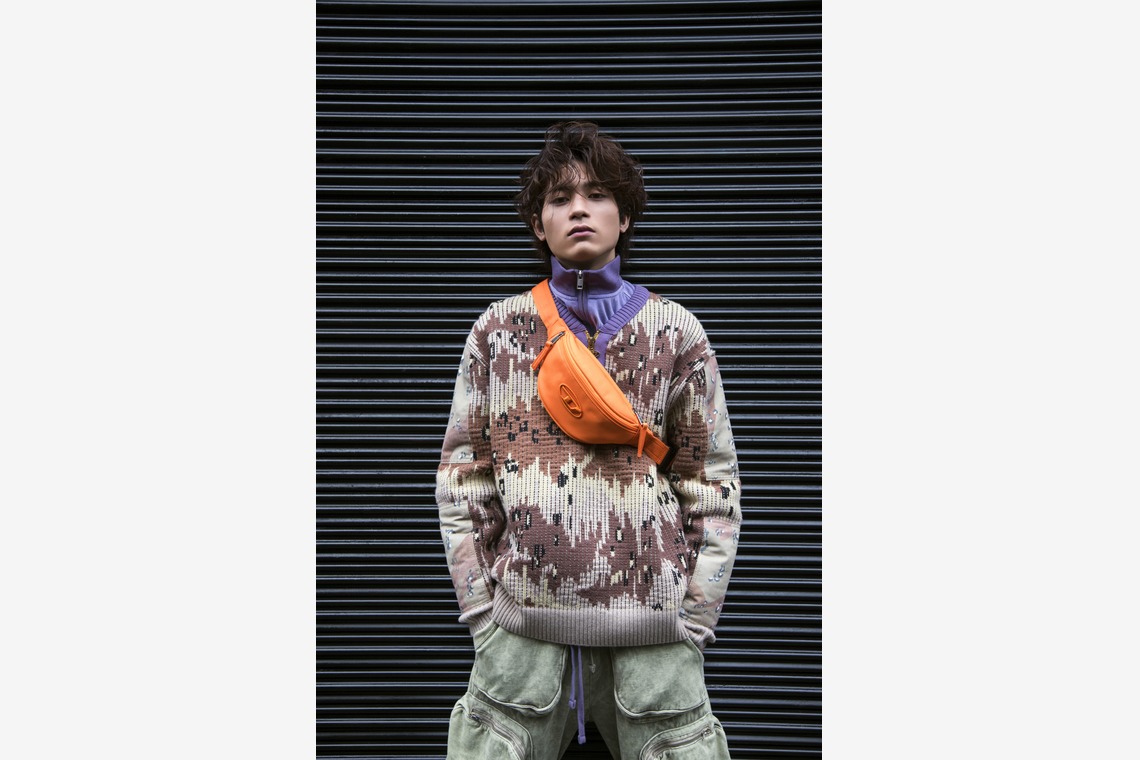 エレーナが撮影した写真のアルバム「板垣瑞生　x  DIESEL for Drop Tokyo」