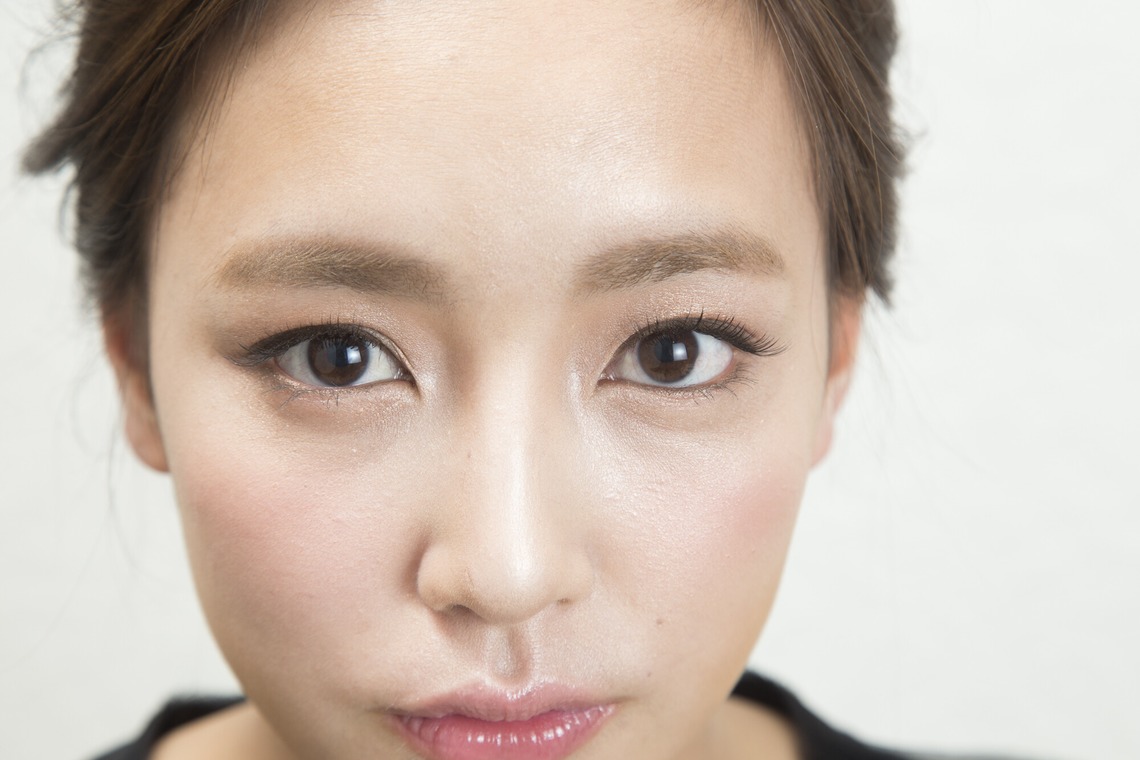 富岡敦が撮影した「まつ毛サロン」の写真