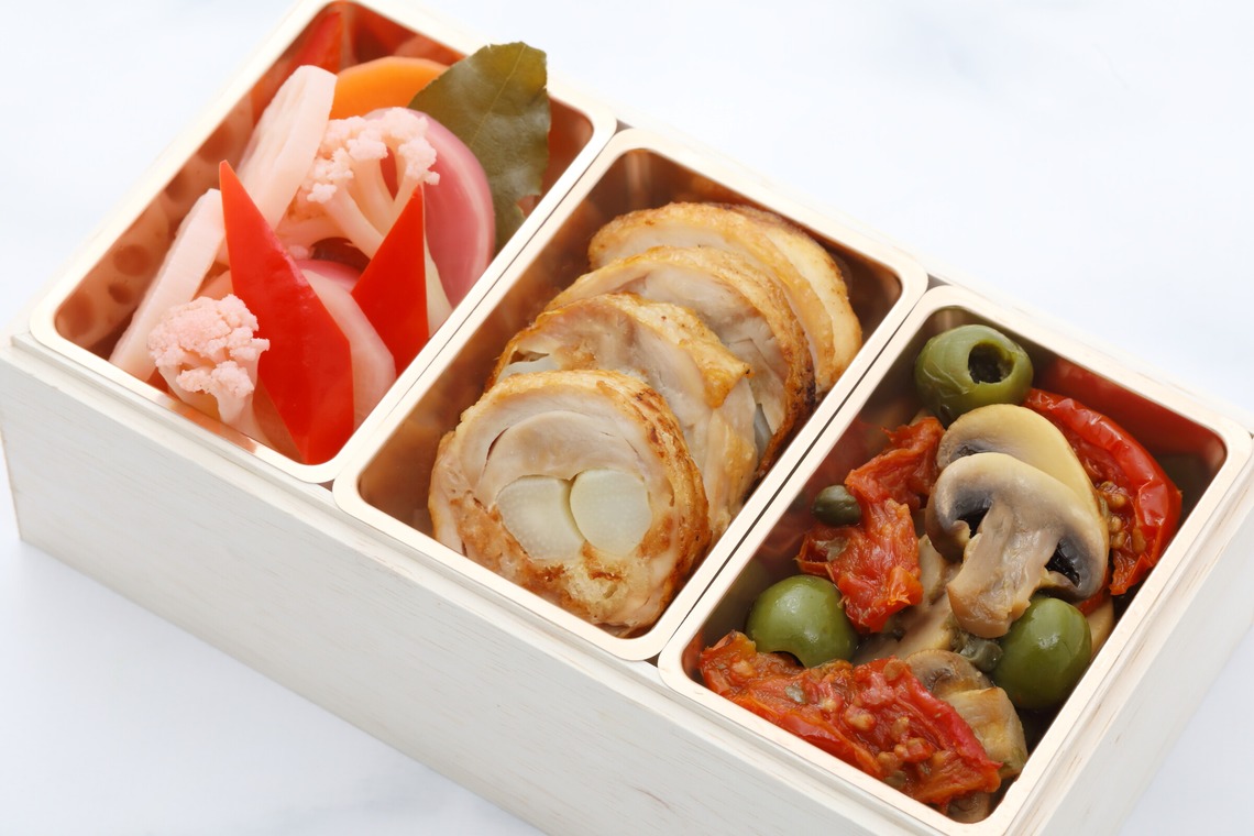 森安　照が撮影した写真のアルバム「和食弁当・洋食弁当・中華弁当」