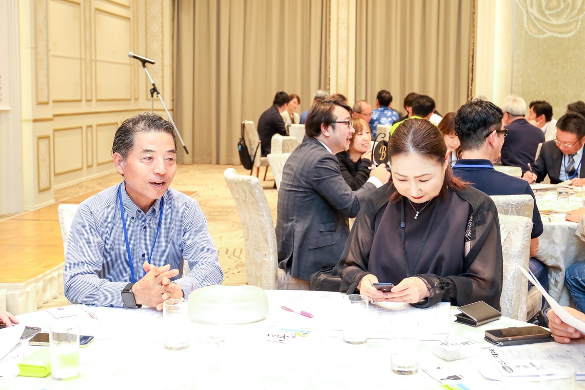 なかがわさとみが撮影した「ビジネス交流会の写真撮影」の写真