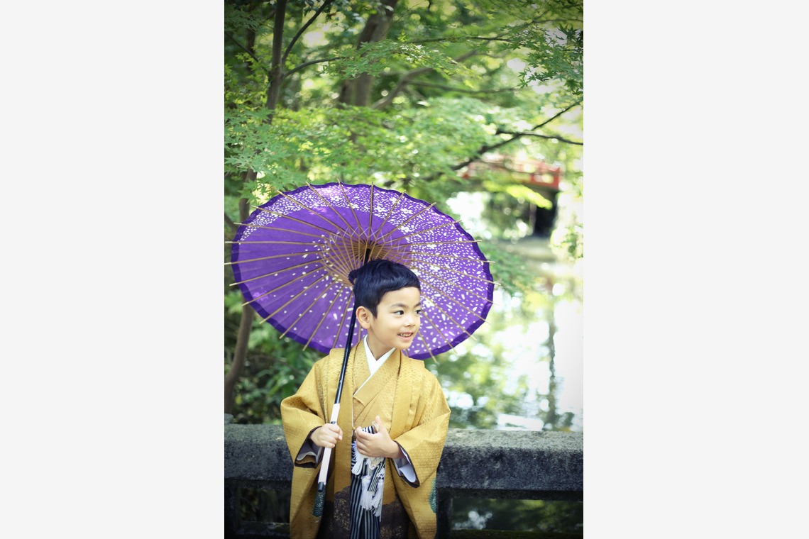 出張撮影HUG TIMEが出張撮影した家族写真(キッズ,ベビーフォト)などが写った「七五三記念撮影＠鎌倉鶴岡八幡宮」の家族写真