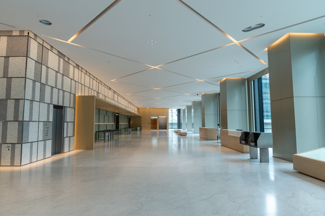 曽川拓哉が撮影した写真のアルバム「竣工写真」