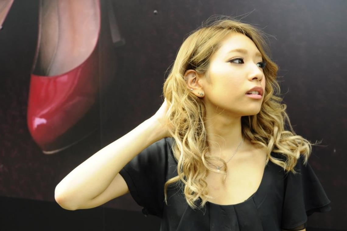 飯岡拓也が撮影した写真のアルバム「リアルポートレート」