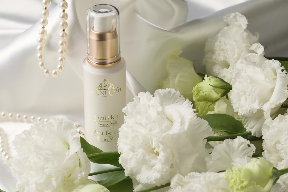 植田 友樹が撮影した「化粧品イメージカット」の写真