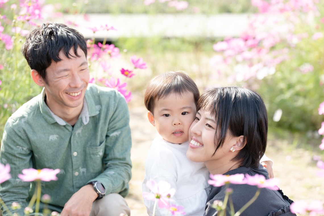 福永写真事務所が撮影した写真のアルバム「家族写真（コスモス畑）」