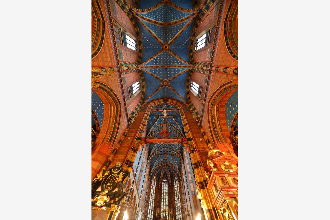 溝口崇が撮影した写真のアルバム「建物内観広角撮影」