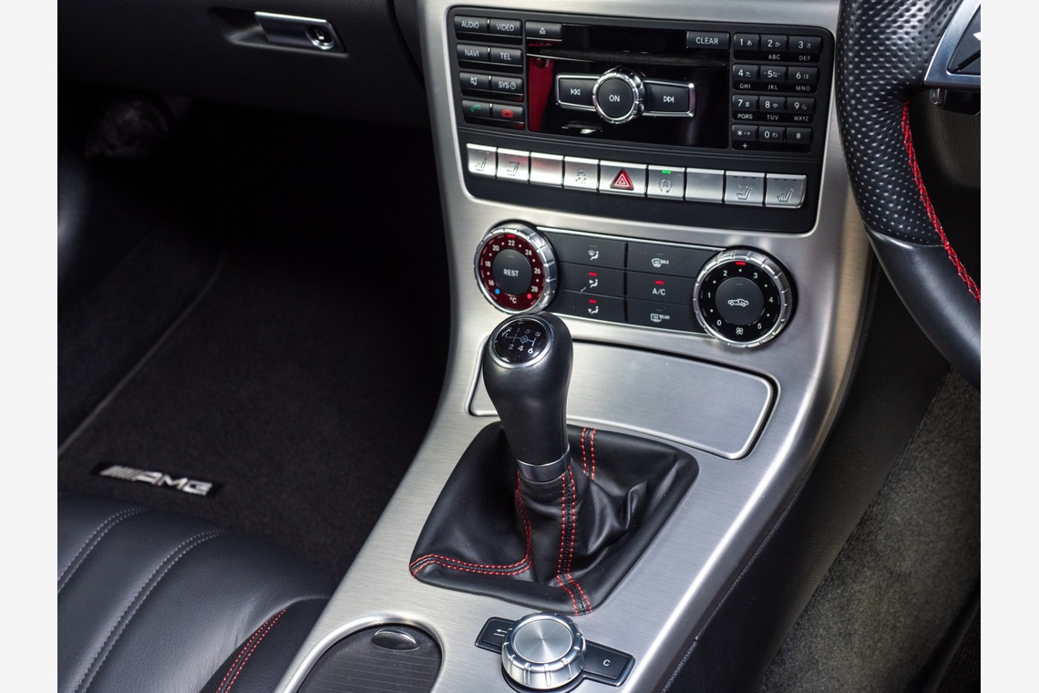 原野 英樹が撮影した「輸入車販売会社よりメルセデスベンツ SLK200をカーセンサーSDGE 掲載用写真を依頼いただきました」の写真