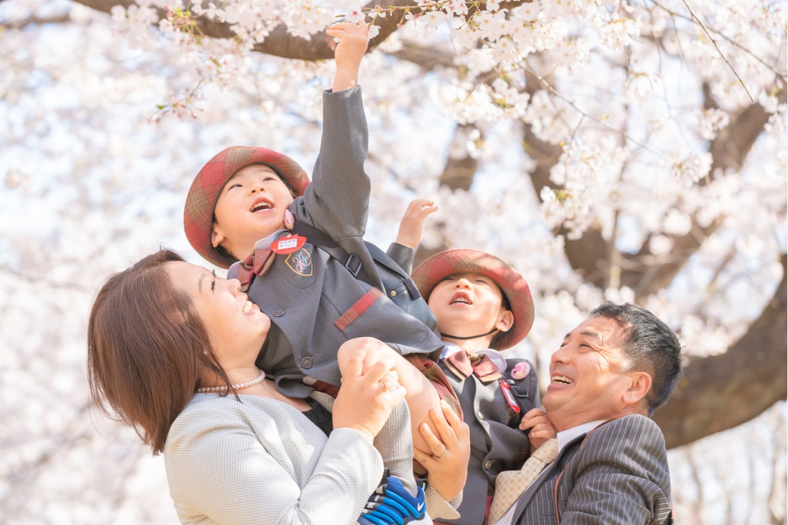小村賢吾が撮影した写真のアルバム「入学卒園」