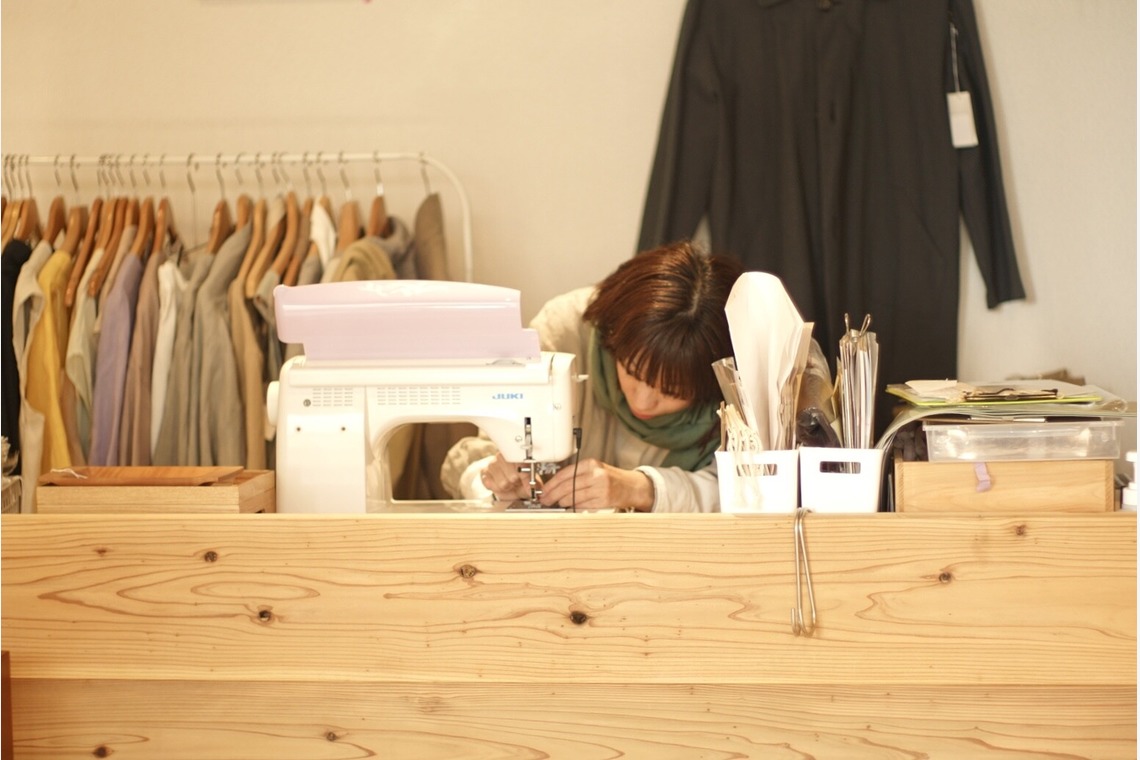 神部葵が撮影した写真のアルバム「HIMLEN07store」