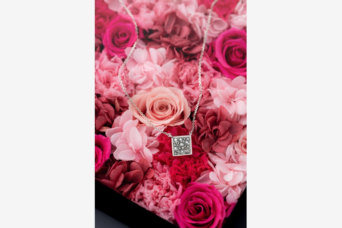 株式会社snowが撮影した「時計・ジュエリー」の写真