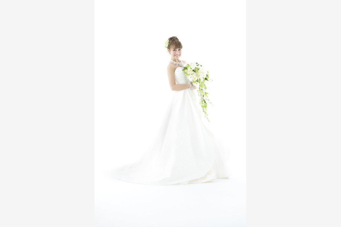エン・ノースタジオが撮影した「鈴木奈々 WEDDING」の写真