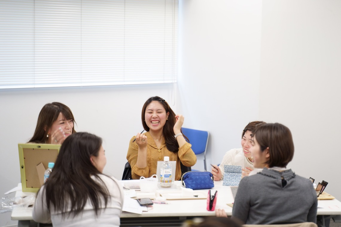 あさぎフォト　喜多紀子が撮影した「理想のパートナーを引きよせるメイク講座」の写真