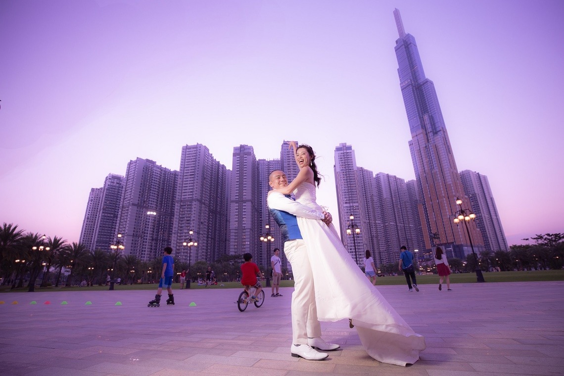 踊るカメラマンAKIRAが撮影した写真のアルバム「海外からの依頼で結婚式撮影」