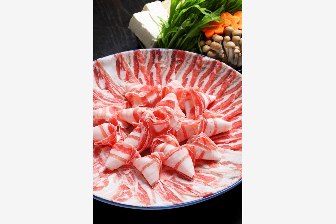 森安　照が撮影した「焼き肉弁当・肉料理」の写真