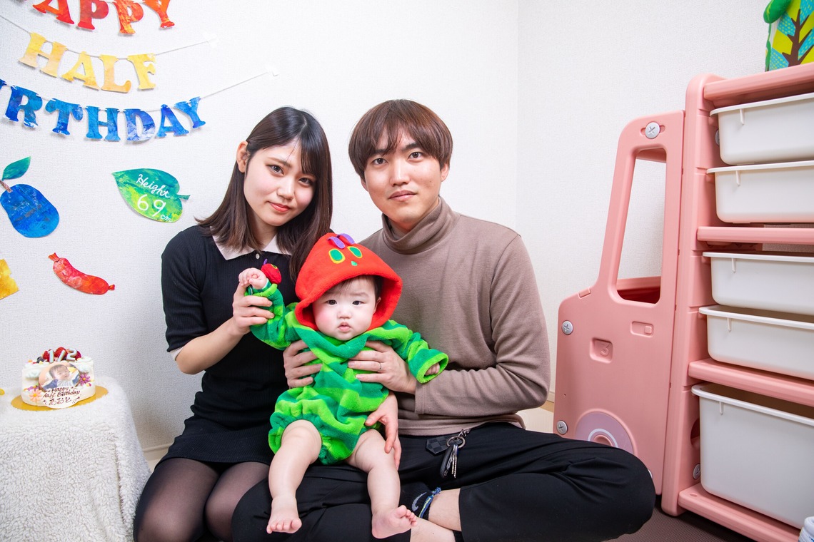 岩坪眞一郎が撮影した家族写真の出張撮影のアルバム「誕生日記念撮影」