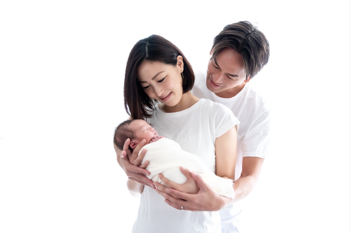 サキヤマ リエが撮影した写真のアルバム「ホワイト系・ひつじのぬいぐるみ・男の子のニューボーンフォト 」