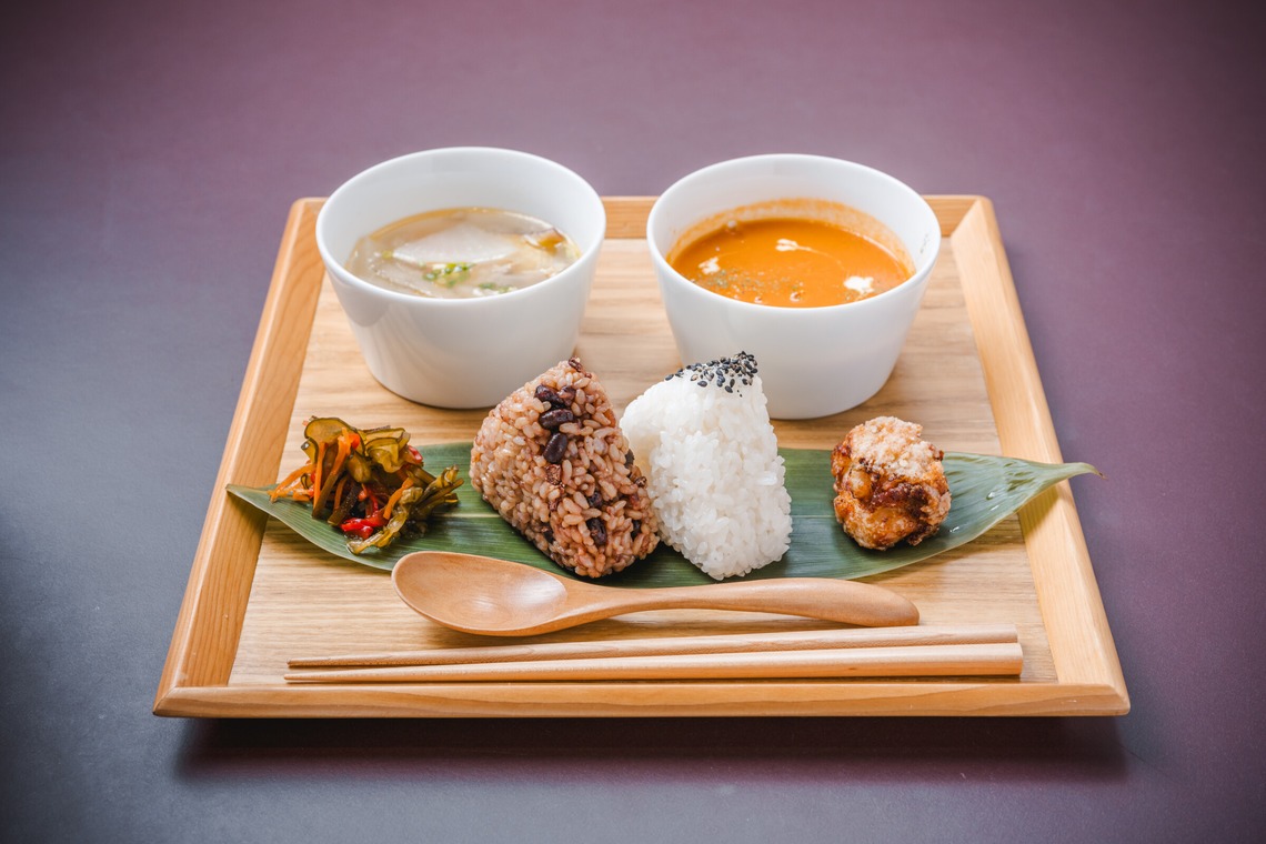 studio MONSTER（小原 実）