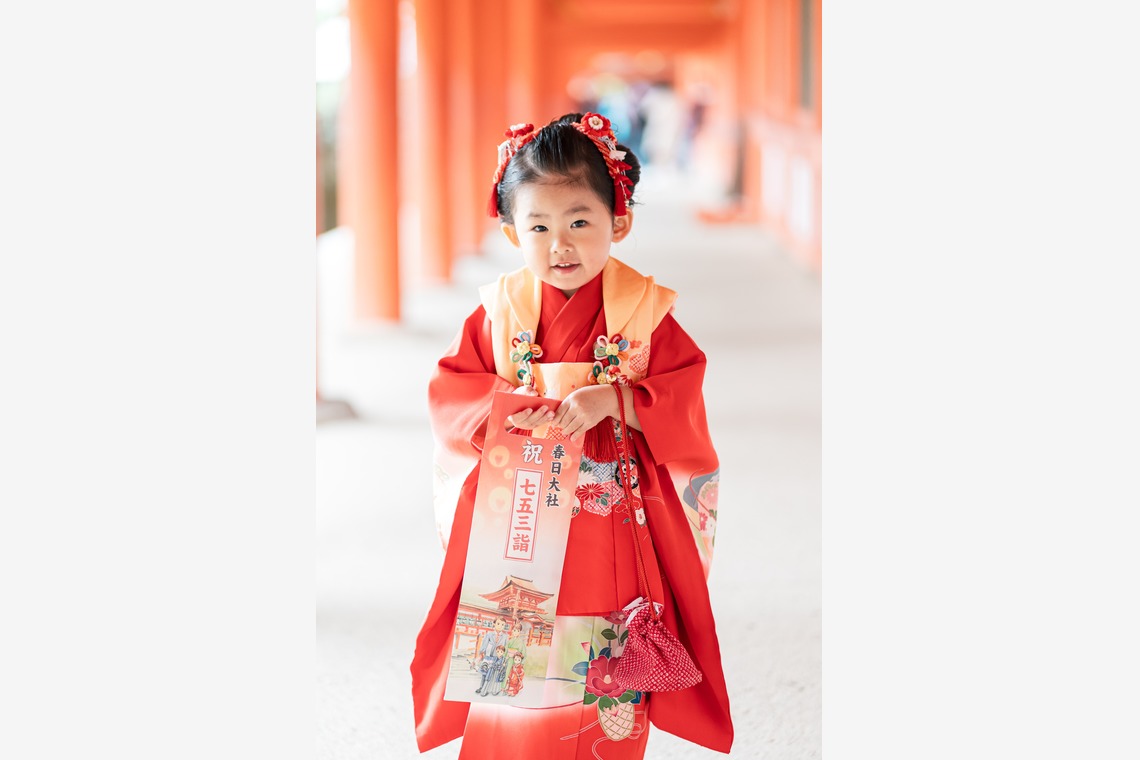 櫻井一平が出張撮影した家族写真(キッズ,ベビーフォト)などが写った「ファミリーフォト」の家族写真