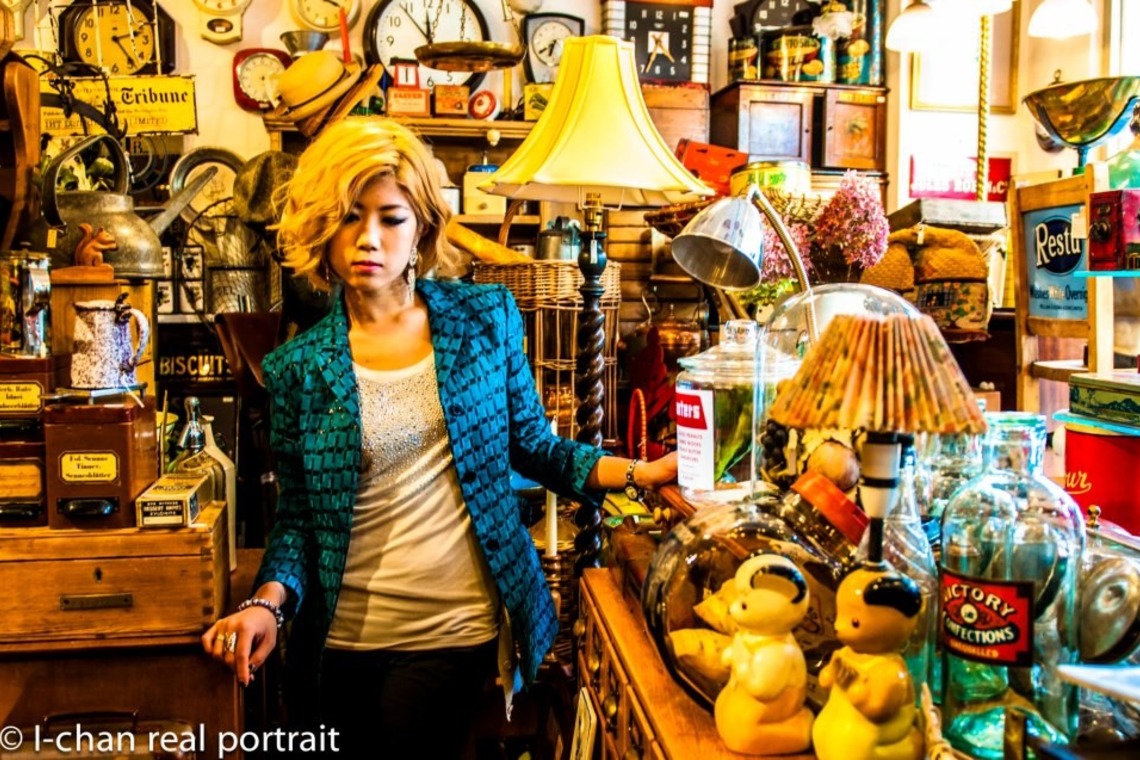 飯岡拓也が撮影した写真のアルバム「リアルポートレート」