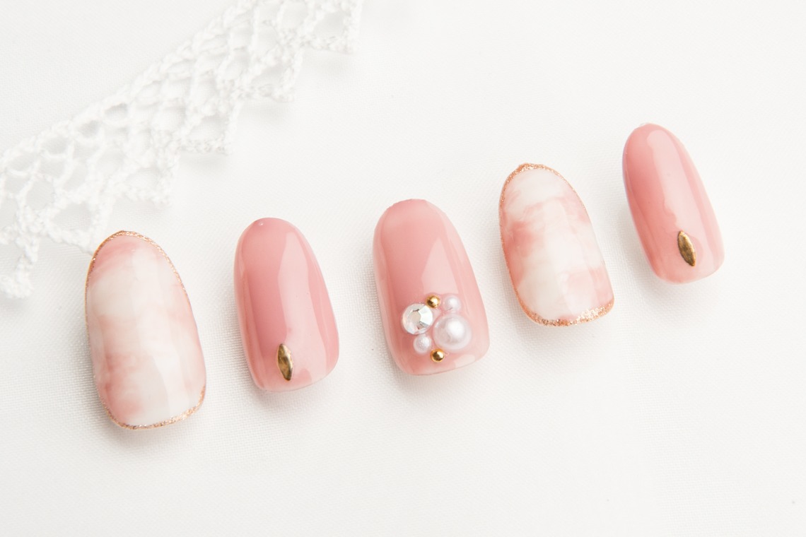 十時写真事務所が撮影した写真のアルバム「ネイル」