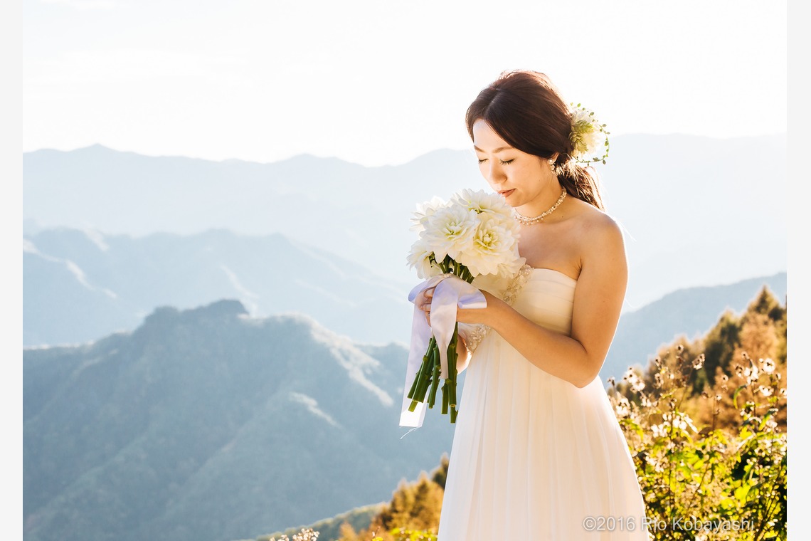 -R-studio アールスタジオが撮影した写真のアルバム「ウェディング当日、洋和装前撮り、後撮り、エンゲージメントフォトなどすべてを含むポートフォリオです。」