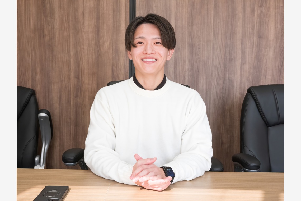 吉岡謙志が撮影した「インタビュー写真」の写真