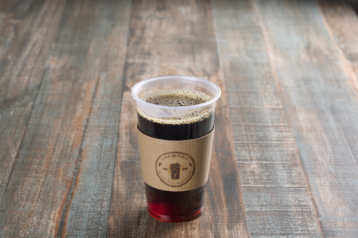 クリエイティブツリーが撮影した写真のアルバム「Forest Pine One Round」