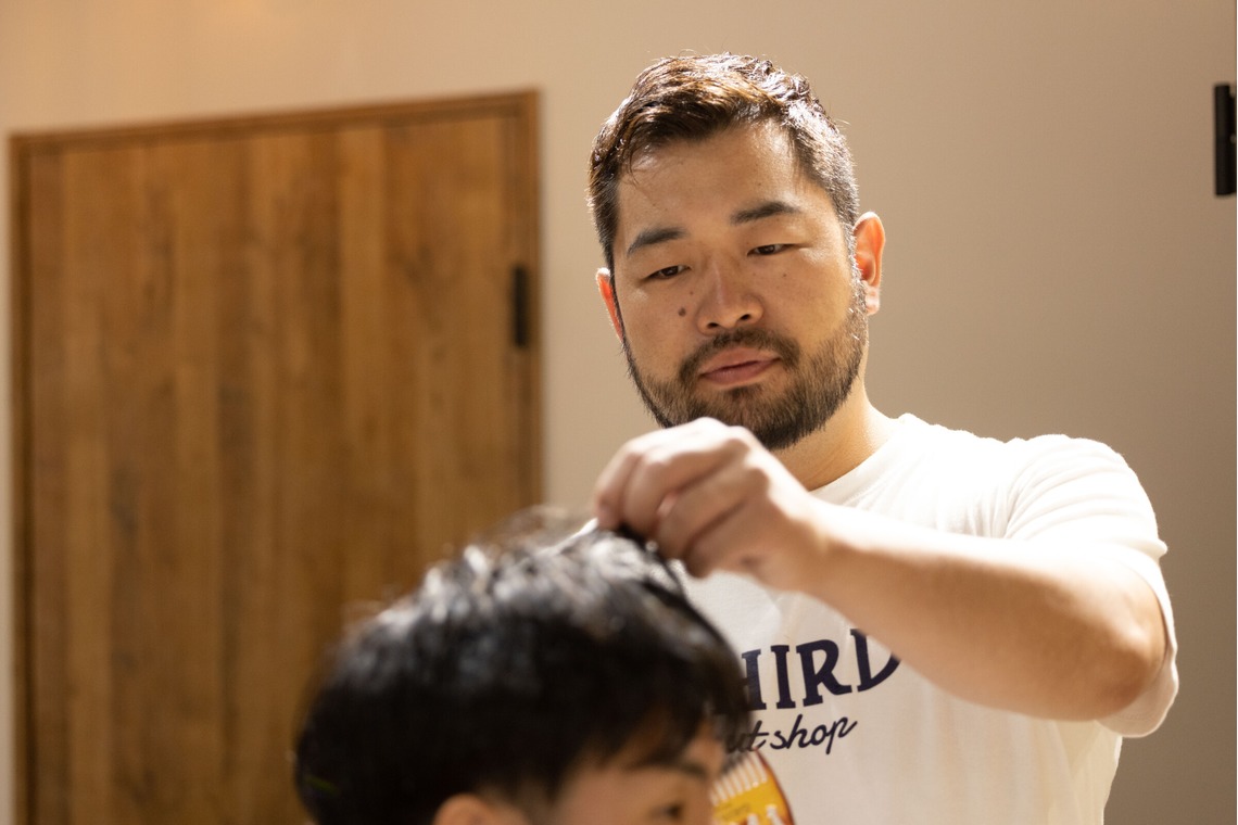 元木 ヒデが撮影した「THIRD Cut Shop」の写真