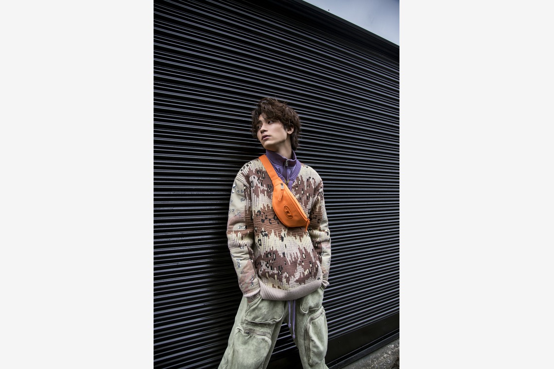 エレーナが撮影した写真のアルバム「板垣瑞生　x  DIESEL for Drop Tokyo」