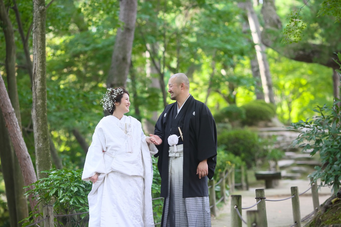 KIKIウェディングが撮影した「和装と洋装での前撮り」の写真