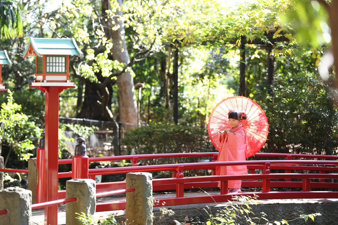 出張撮影HUG TIMEが出張撮影した家族写真(キッズ,ベビーフォト)などが写った「七五三記念撮影＠世田谷八幡宮・東京」の家族写真