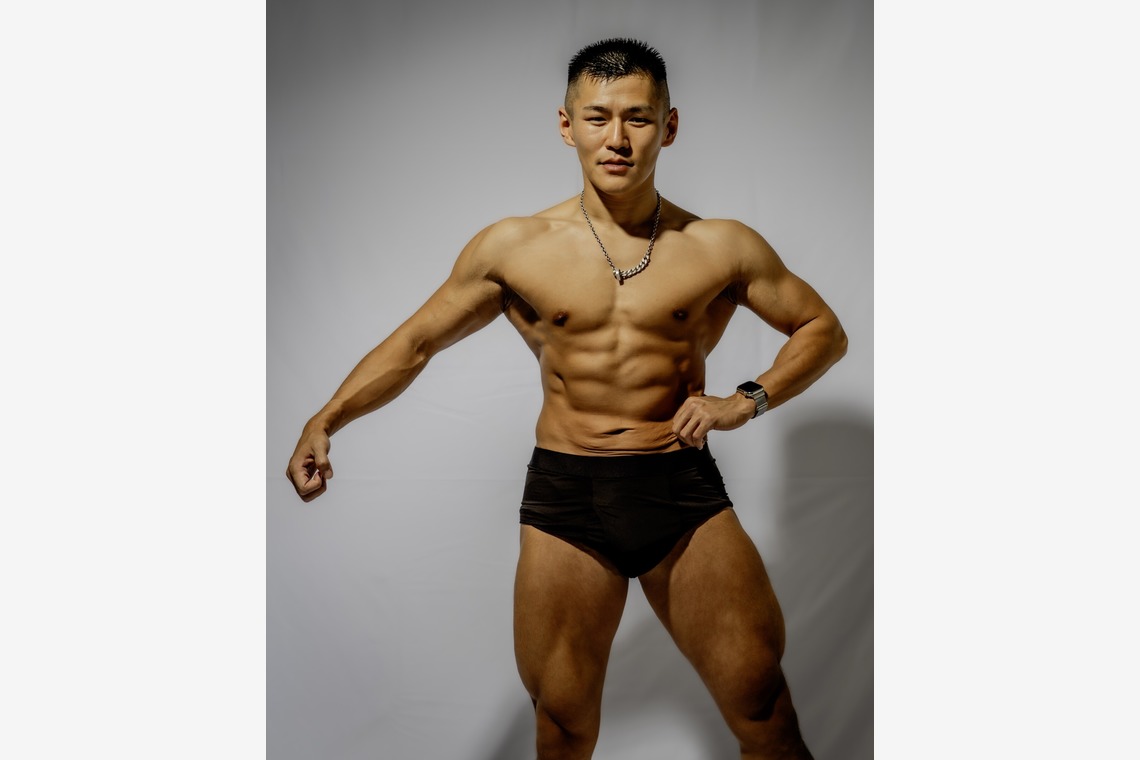 星野　蓮が撮影した写真のアルバム「ボディメイク・ポージング撮影（スタジオ／埼玉・新座）」