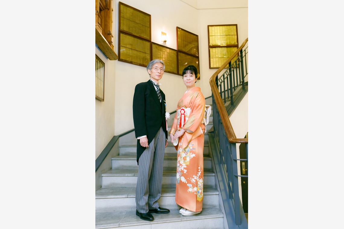 荻山 拓也が撮影した写真のアルバム「ご主人の記念日に晴れ着で自然なご夫婦の写真を撮影！」