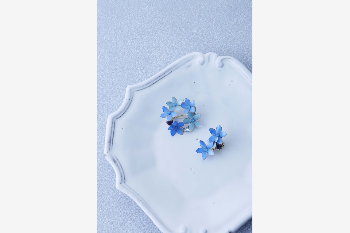 尾島翔太が撮影した「化粧品・文具・アクセサリー・家電などのブツ撮影」の写真