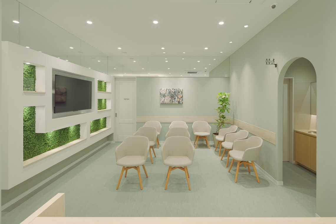 井上隆司が撮影した写真のアルバム「建築写真 大阪」