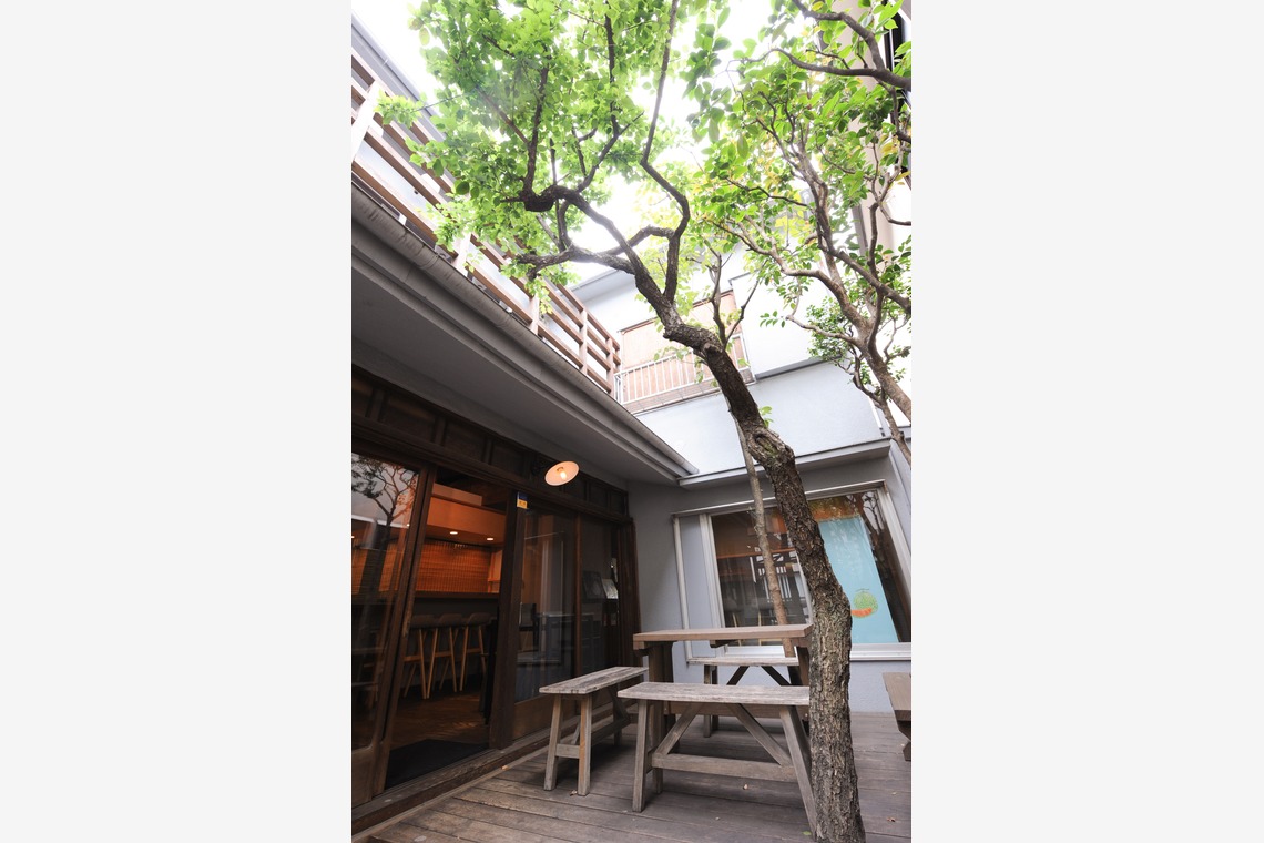 十時写真事務所が撮影した写真のアルバム「建築、店内」