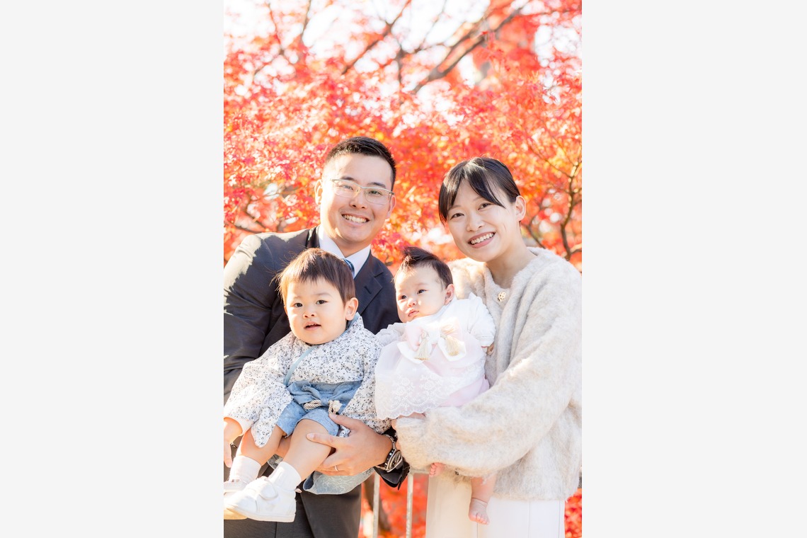 あかすたが出張撮影した家族写真(キッズ,ベビーフォト)などが写った「お宮参り」の家族写真