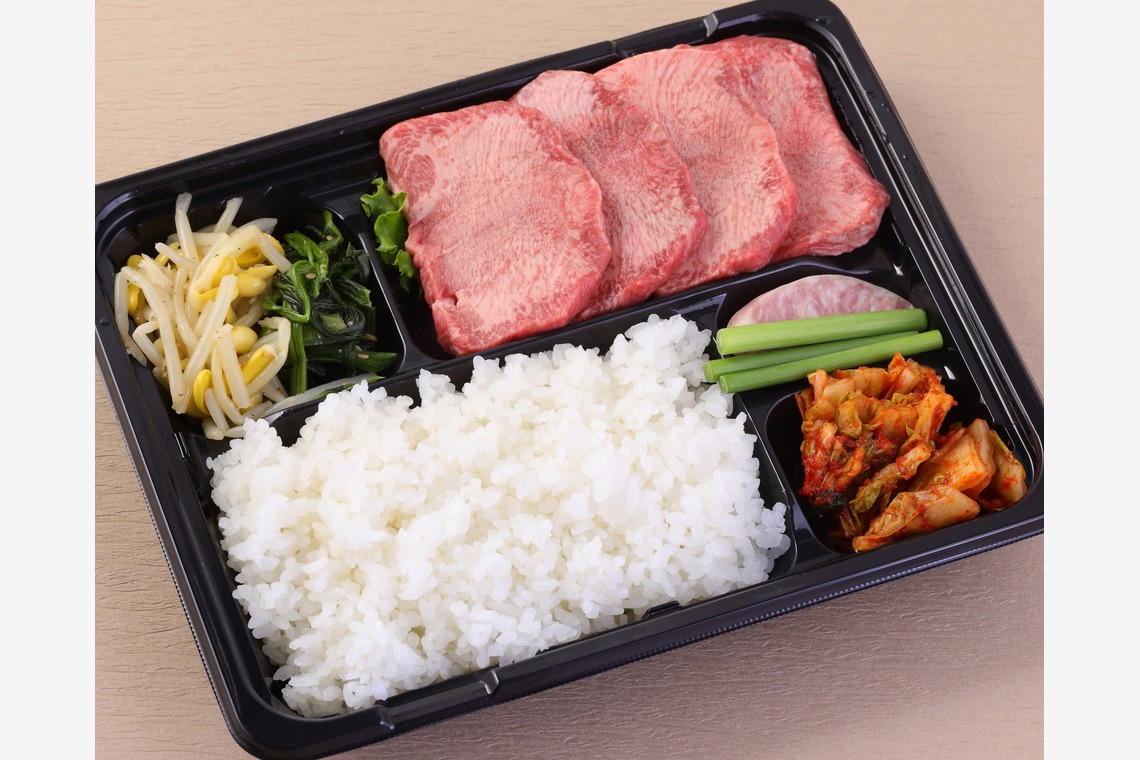 森安　照が撮影した「焼肉弁当・焼肉・韓国料理」の写真