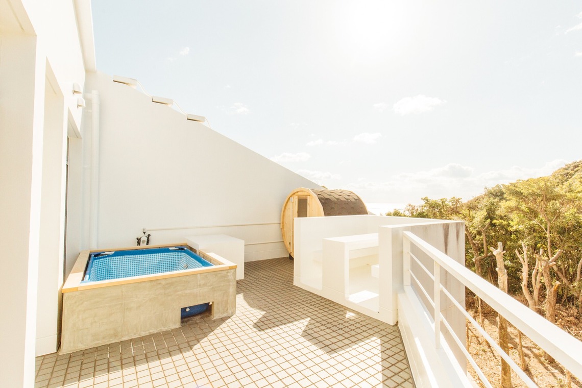 河本翔子が撮影した写真のアルバム「宿泊施設」