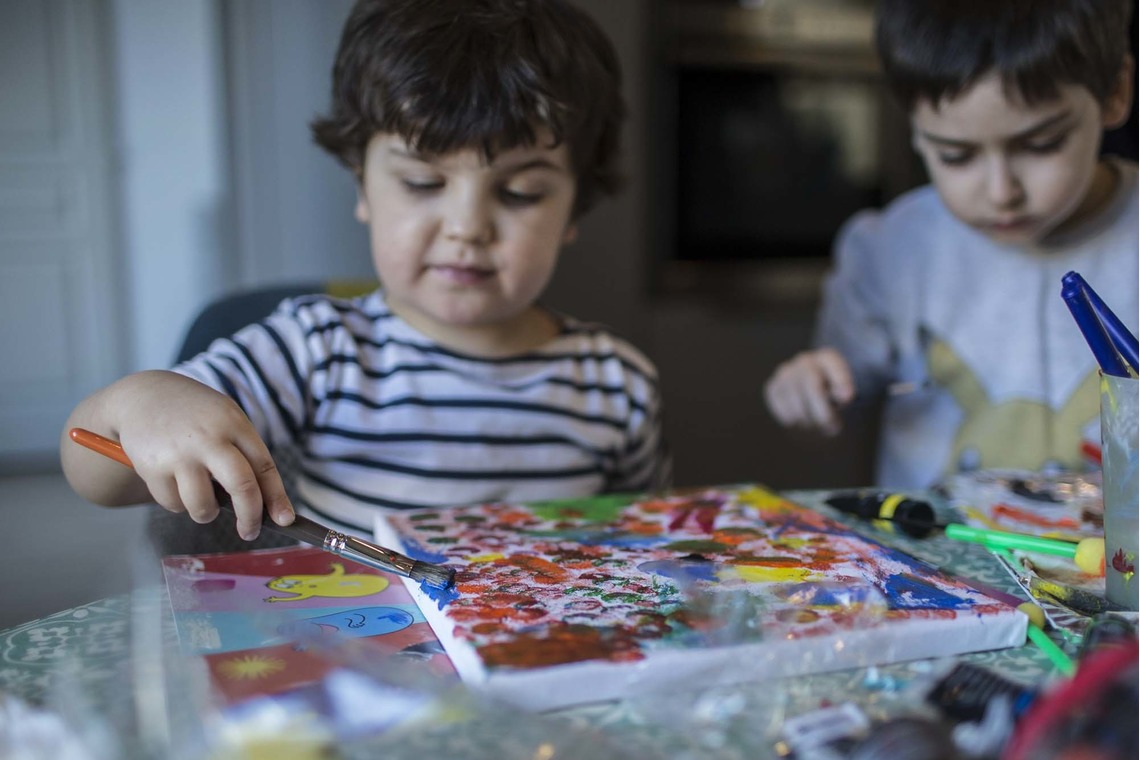 Petite Nao Photographyが撮影した写真のアルバム「自宅でのドキュメンタリー形式の家族写真」