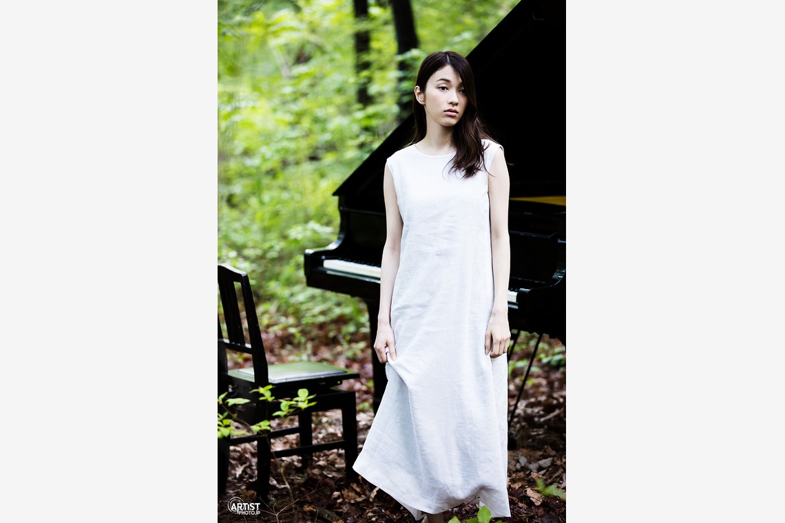 KIRAが撮影した写真のアルバム「森の中のピアノ -  那須塩原のスタジオ撮影」