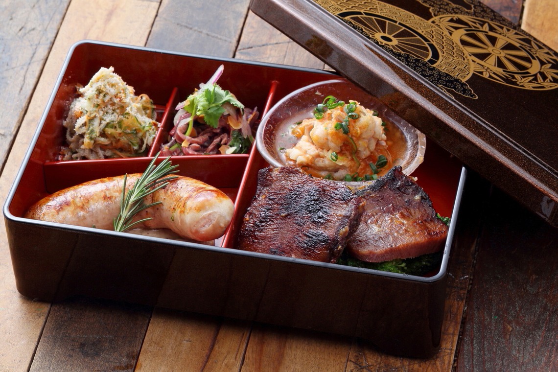 森安　照が撮影した「焼き肉弁当・肉料理」の写真