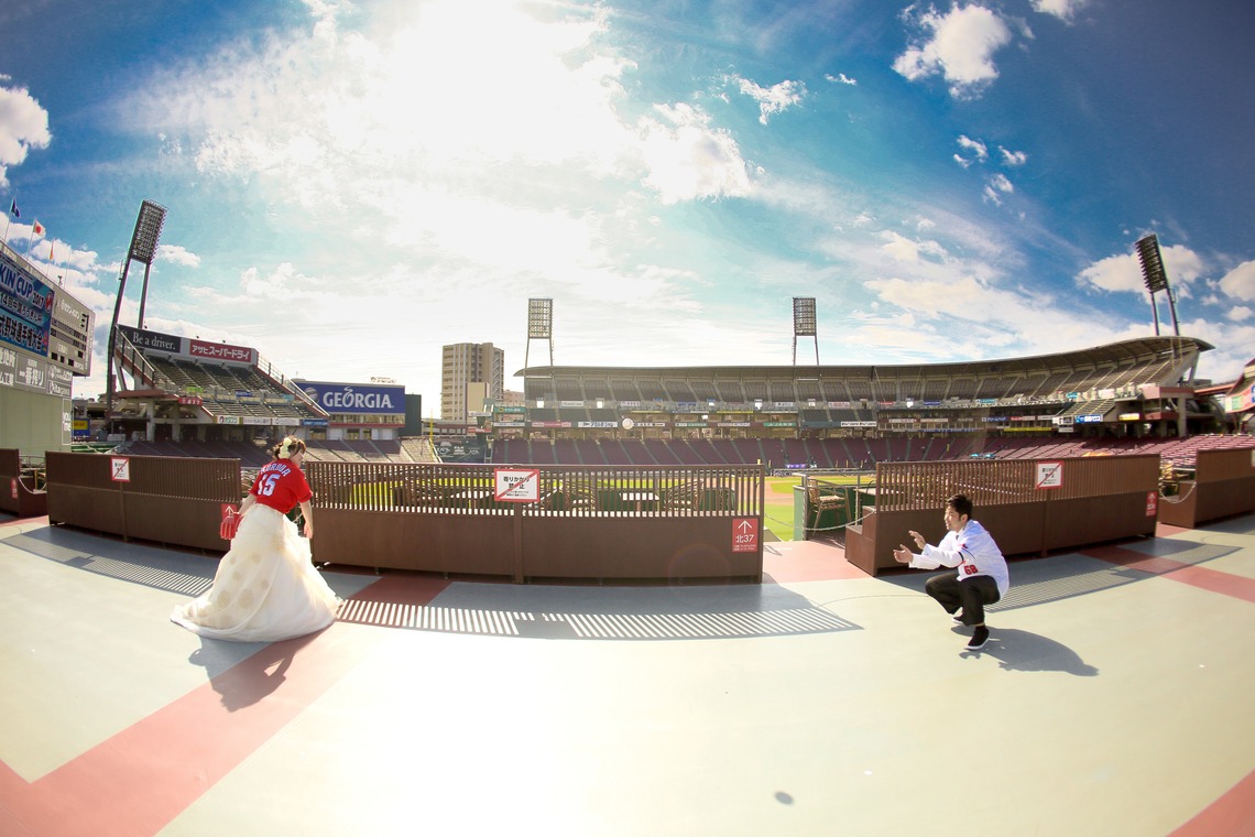 KIKIウェディングが撮影した写真のアルバム「カープ大好き」