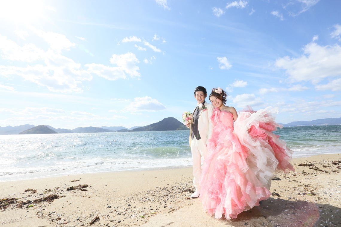 KIKIウェディングが撮影した写真のアルバム「海と和装とイルミネーション」