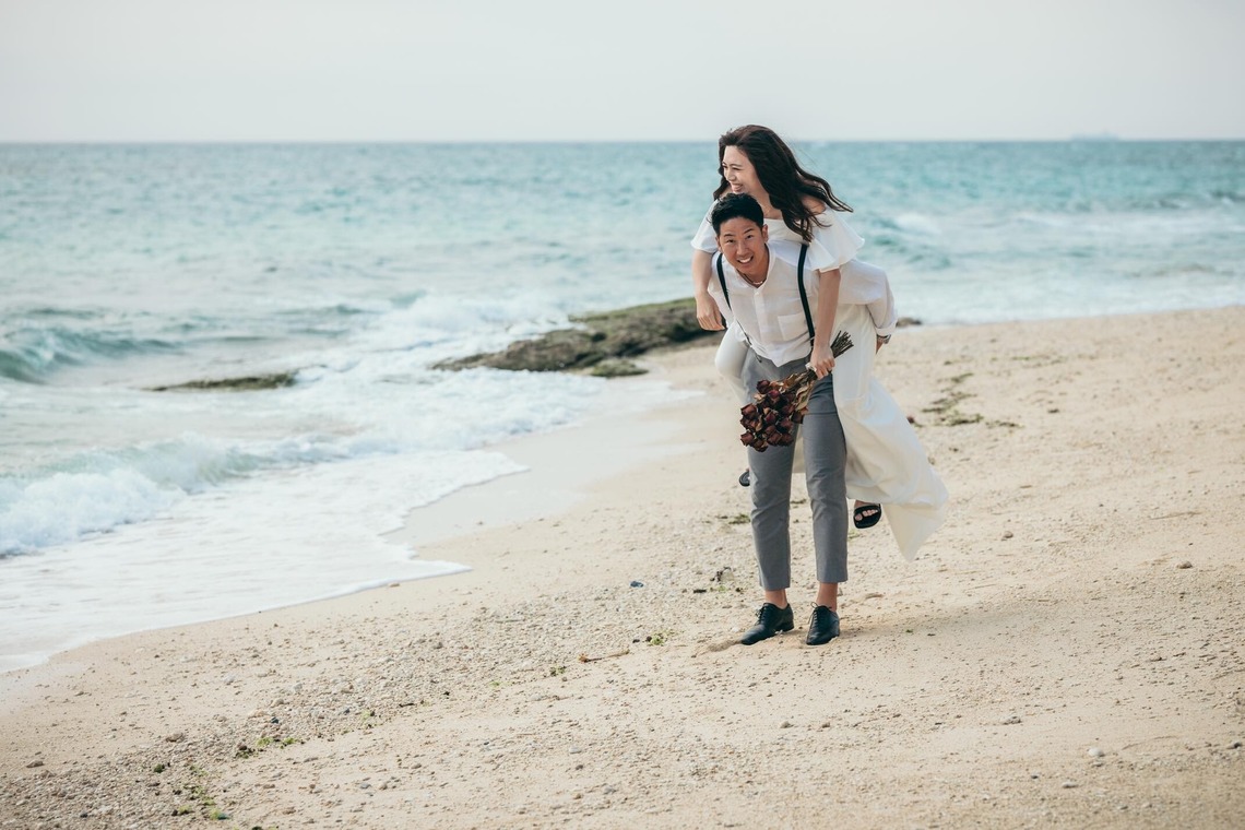 ポートレート沖縄が撮影した「ビーチフォトウエディング」の写真