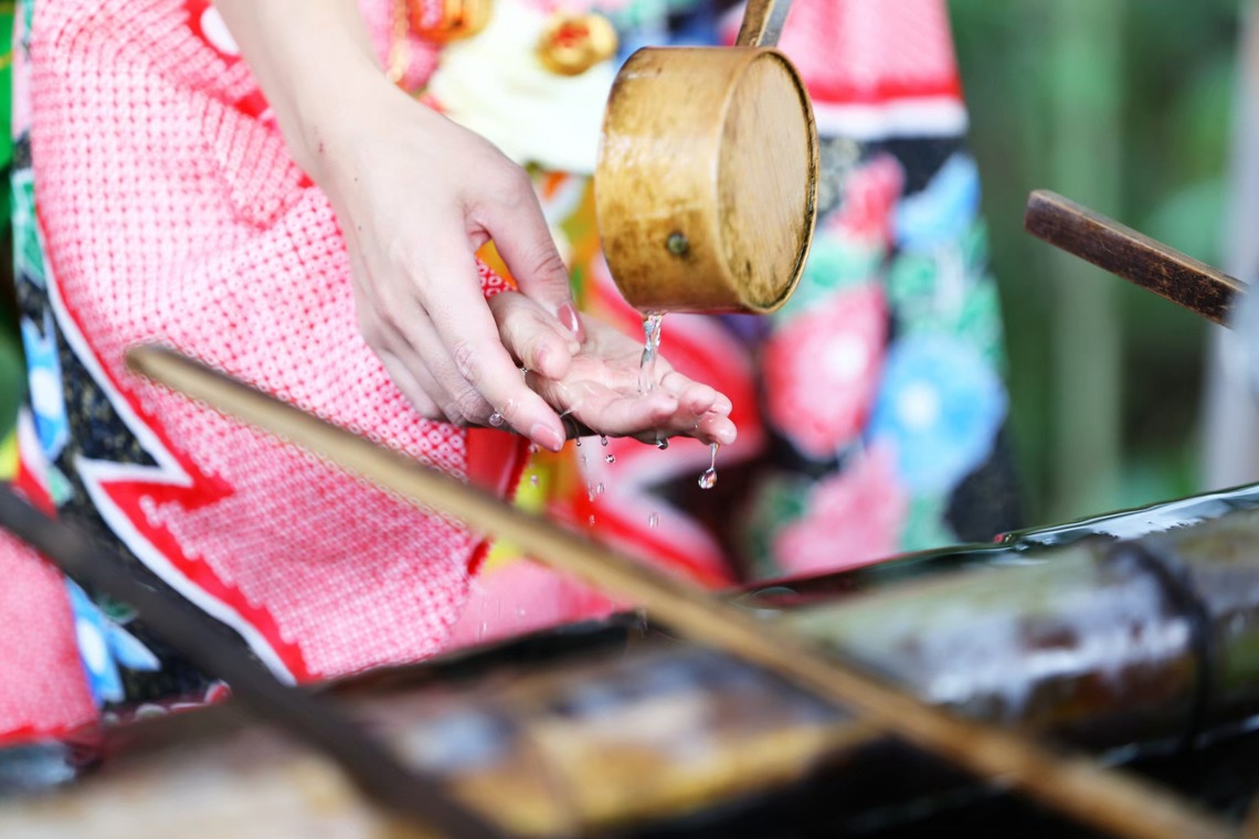 出張撮影HUG TIMEが撮影した「七五三お詣り撮影〜多摩浅間神社〜」の写真