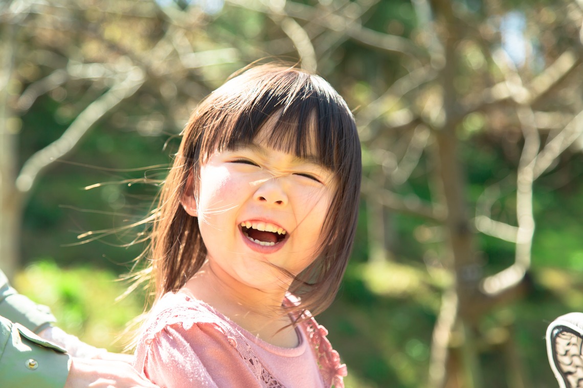 ゆのみふぉとが出張撮影した家族写真(キッズ,ベビーフォト)などが写った「自然な姿や笑顔」の家族写真