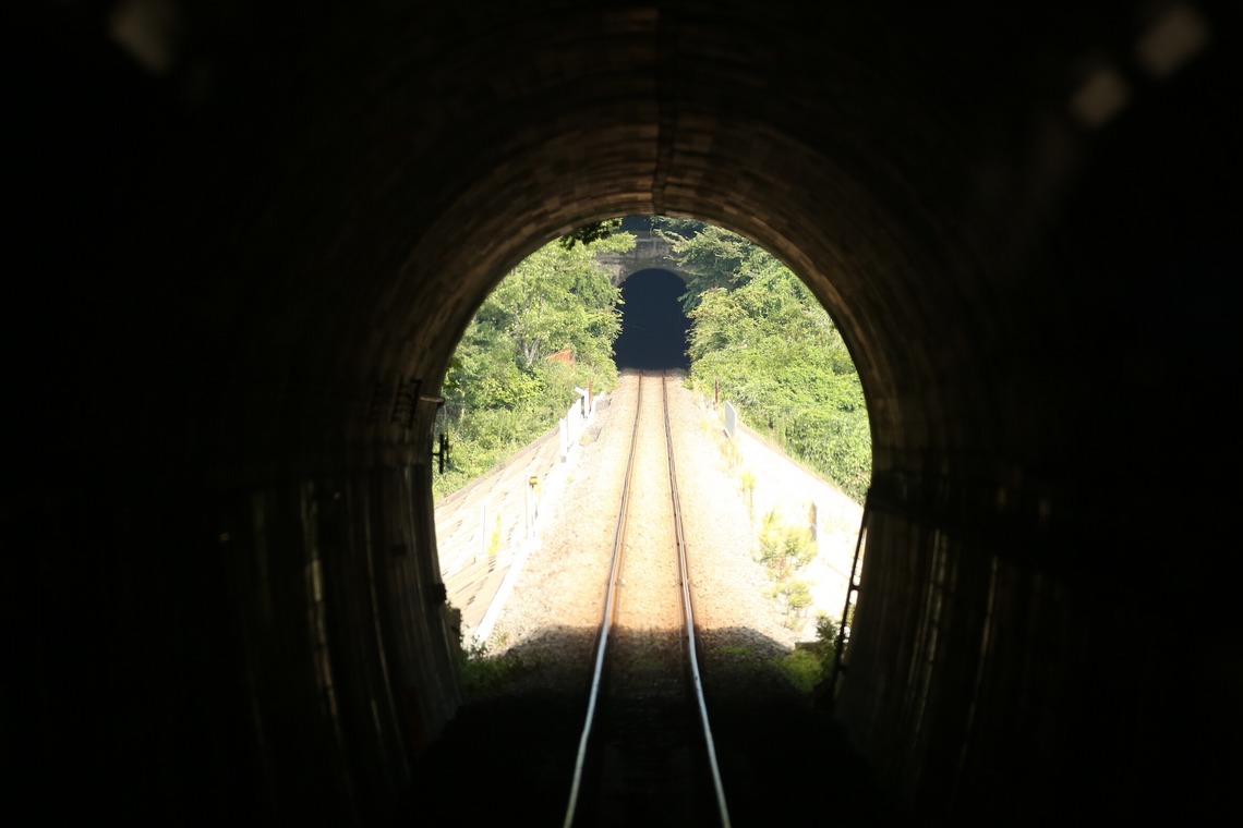 瀬井美明が撮影した写真のアルバム「海外・国内」