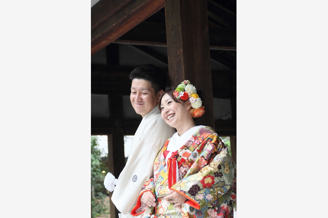 京都・中尾写真場が撮影した写真のアルバム「和装ロケーションフォト」